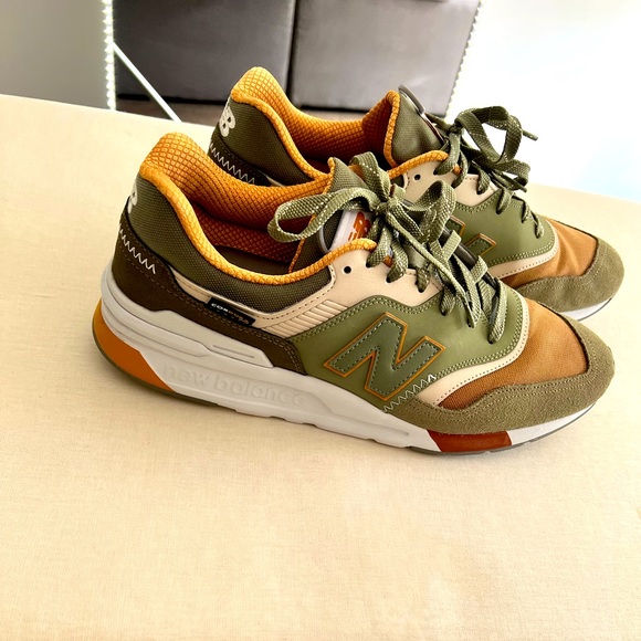 New Balance Shoes New Balance 997h Khaki Green Poshmark